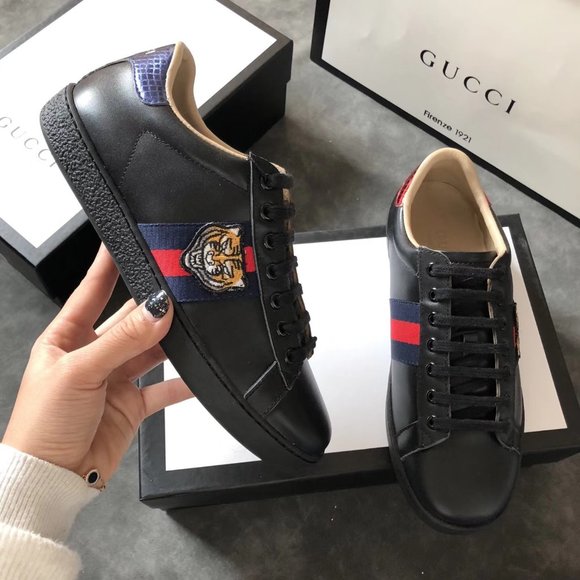 NEWGucci leather casual shoes for women
